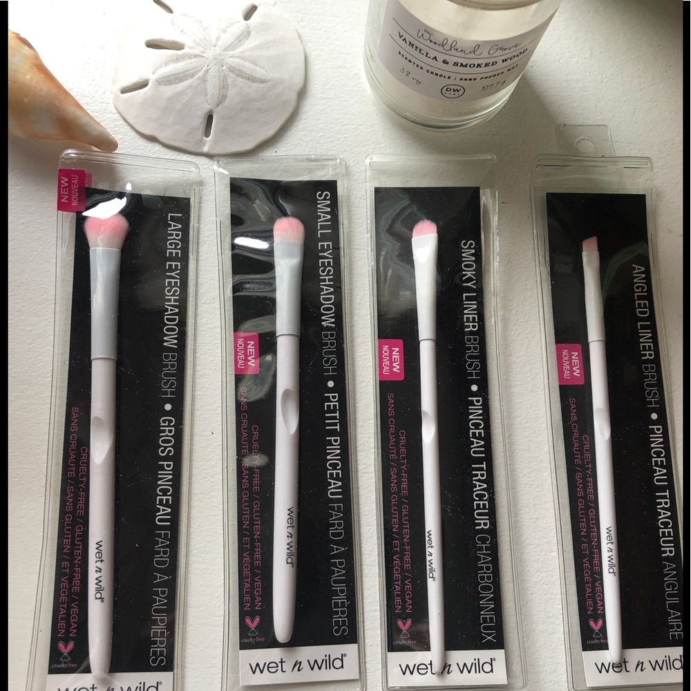 ☘️sold☘️🔆ORIGINAL WET N WILD MAKEUP BRUSHES